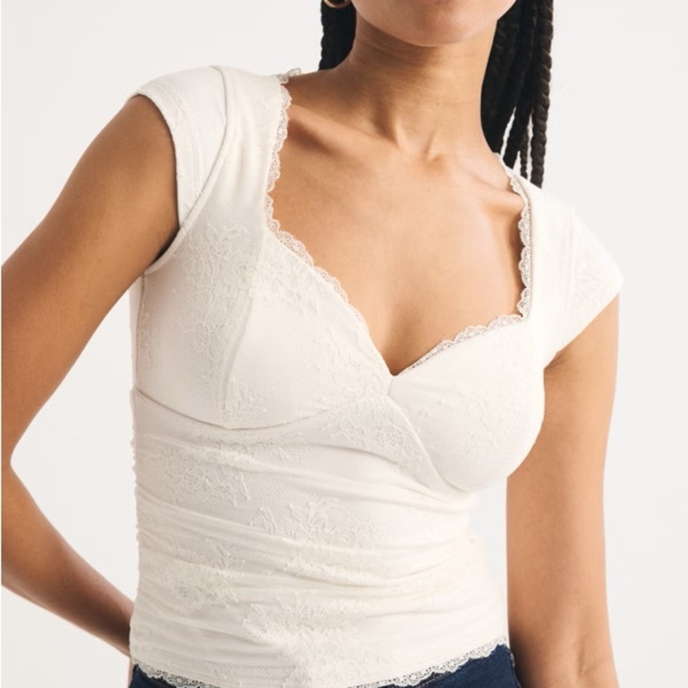 A&F Zoe Bra-free collection lace top